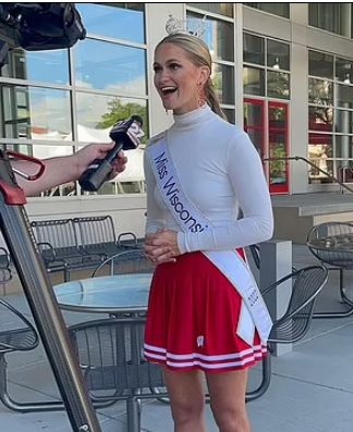 Now no one needs beauty without a mind. This nuc lear engineer proves it: the new Miss America