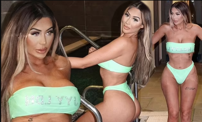 Chloe celebrated the breakup in a green bikini. Good damn thing!
