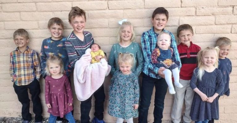 She is only 36, and she has already managed to give birth to 11 heirs. And this is not the limit!