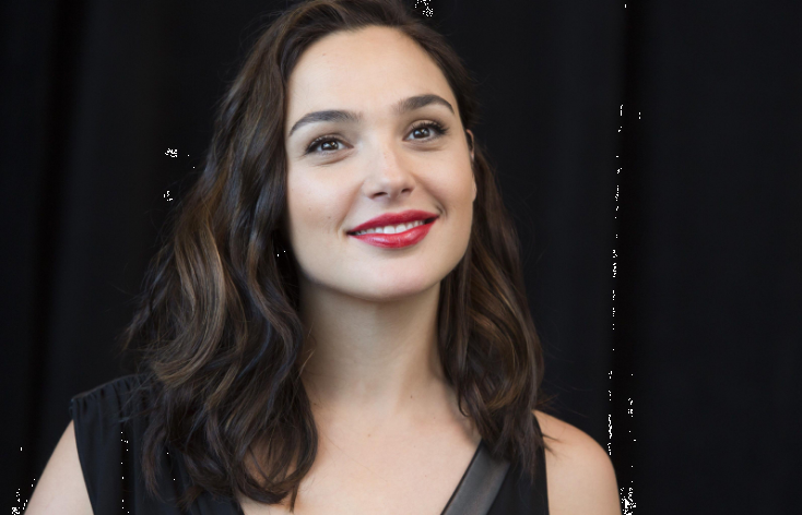 Gal became the center of attention of all men as soon as she appeared in this swimsսit