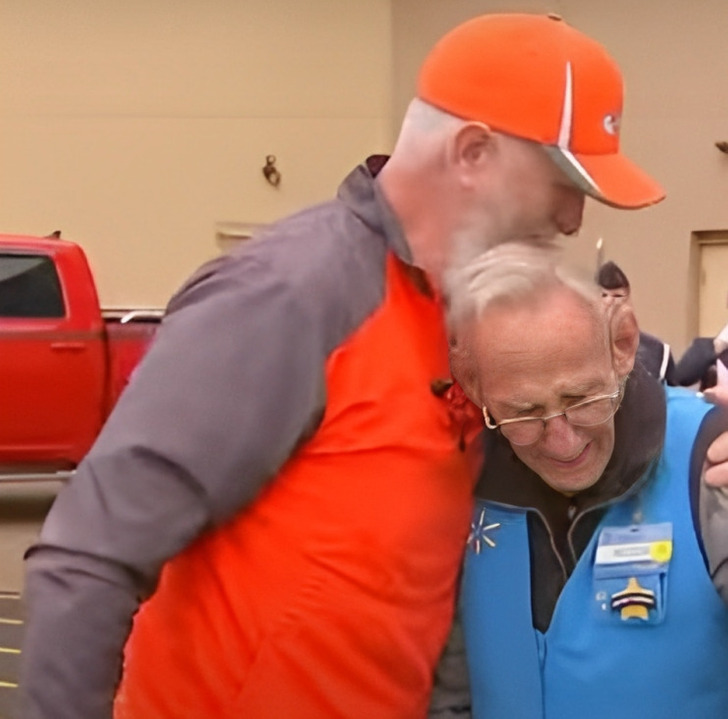 Thanks to a stranger whose life story gave us chills and who collected over $100,000, an 82-year-old Walmart employee can now retire.