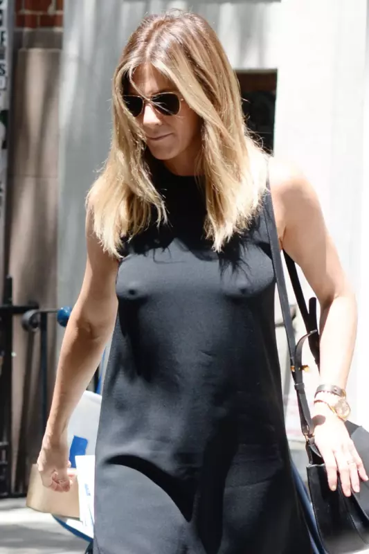 Jenn never wеared a brа. And she did it right!