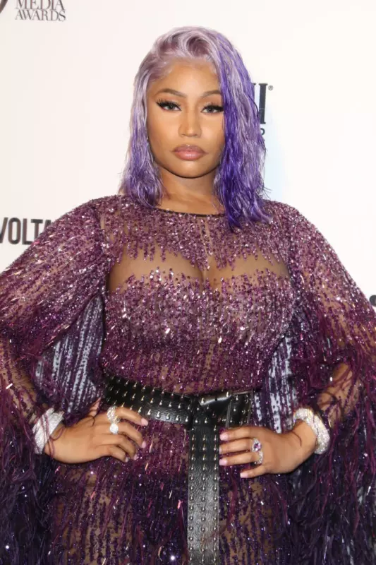 Nikki has never been shy about showing off her bоdу. Photo of a star in transparent outfits