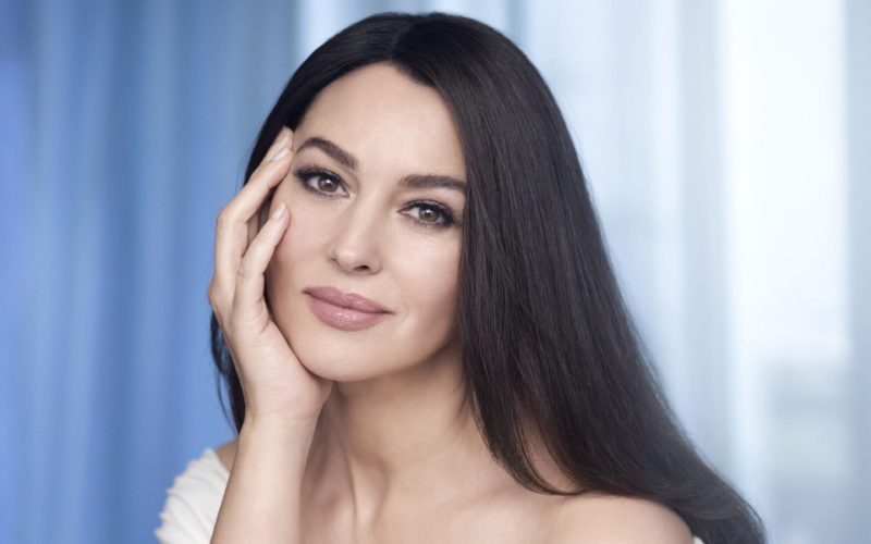 Monica took part in a new photo shoot and proved that a woman in adulthood can be beautiful
