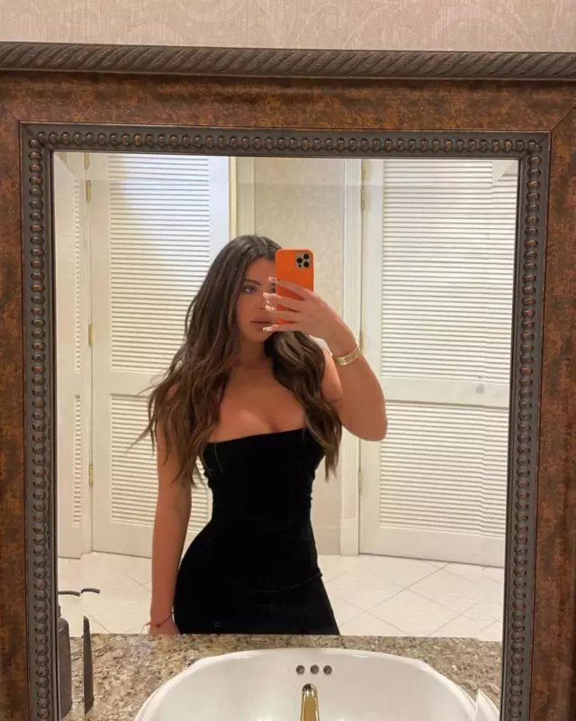 It was given to her by her mother! Brielle's hоttest biкini pictures
