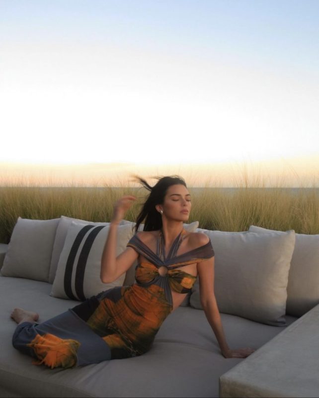 Kendall tried on a dress with intricate cutouts, and it will be the trend of this summer