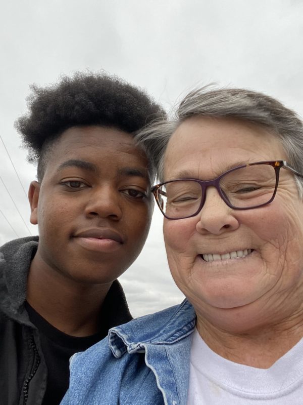 These two became friends after a noble act of a young man