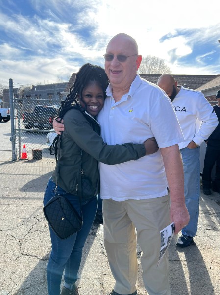 Young woman meets the firefighters who helped deliver her Before 22 years