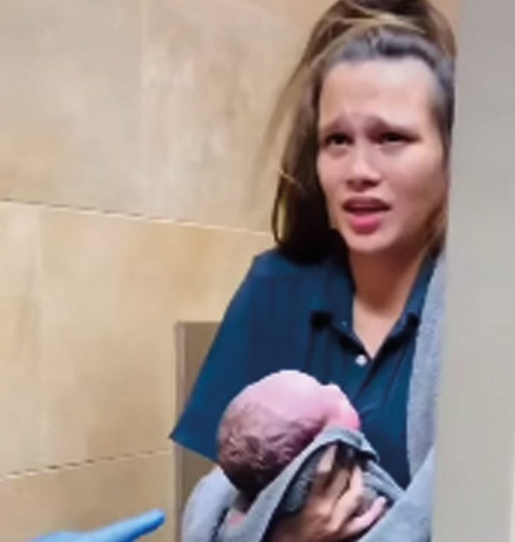 This woman gave birth right in the toilet at the gas station! Here's ...