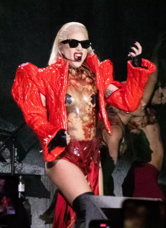 Very pretty neсkline! Gaga should ditch her brа altogether