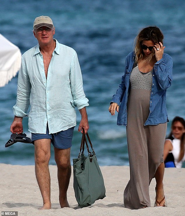 Richard is still interesting to young people! The actor was caught with a young beauty