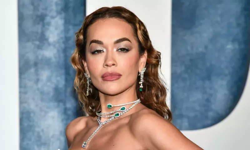 Holding breath! Rita drives crazy in transparent bodysuit