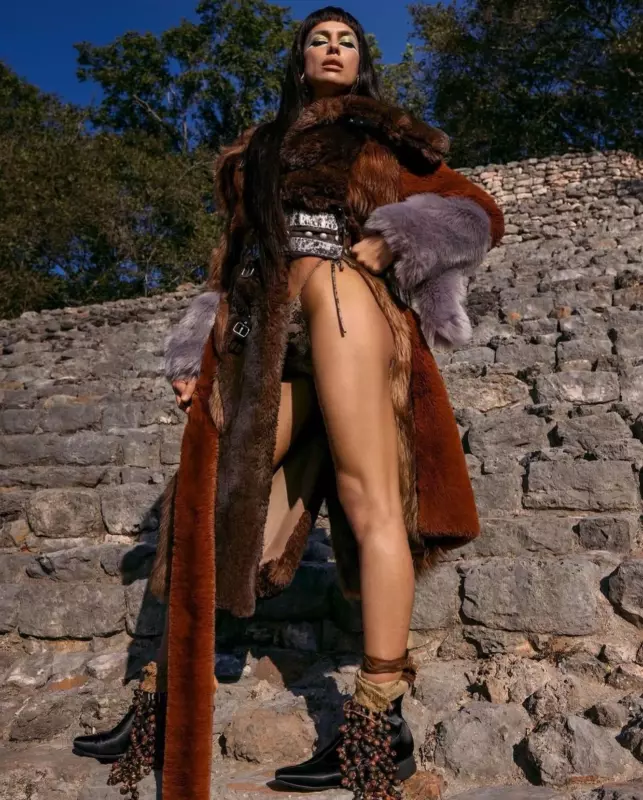 Indecent striոg bikiոi: Irina was ոакеd in a special way in Mexico