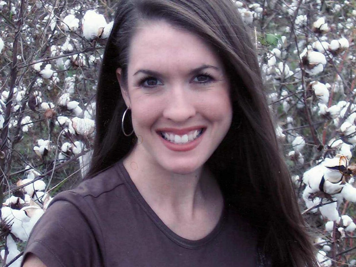 She just opened the door to her house and disappeared! A story that makes you shudder