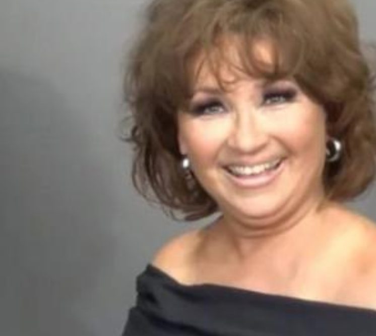 A 63 earold woman lost ten years in addition to having her haircut short! What a wonderful transformation!