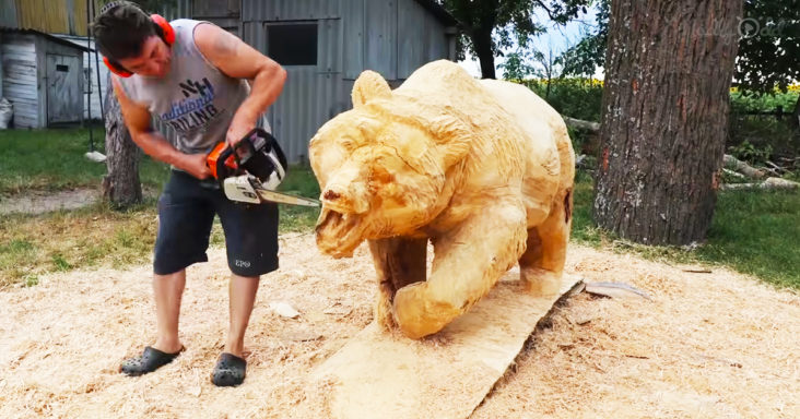 Indistinguishable from the real one! This master created a living bear