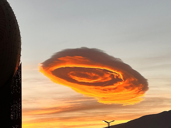 The Turks are worried about what they saw in the sky! It's something unearthly