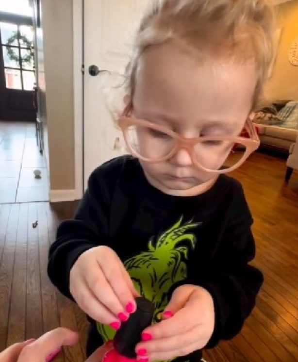 Mother carefully considered the video of her 3-year-old daughter before releasing it, and it quickly went viral