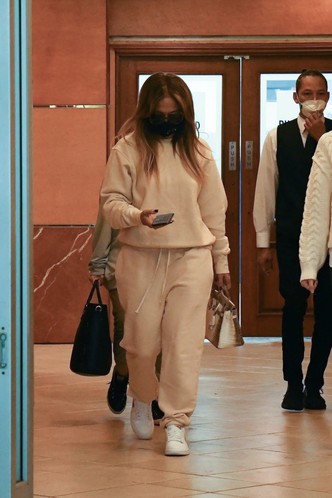 Jenn looks twice as fat in a tracksuit! Incorrect choice