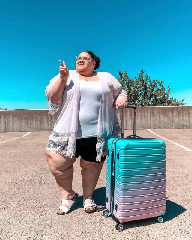 What does a real XXXXXL girl look like? Photos that will blow your mind