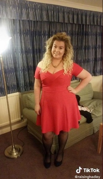 Pregnant woman with twins turned into a huge ball