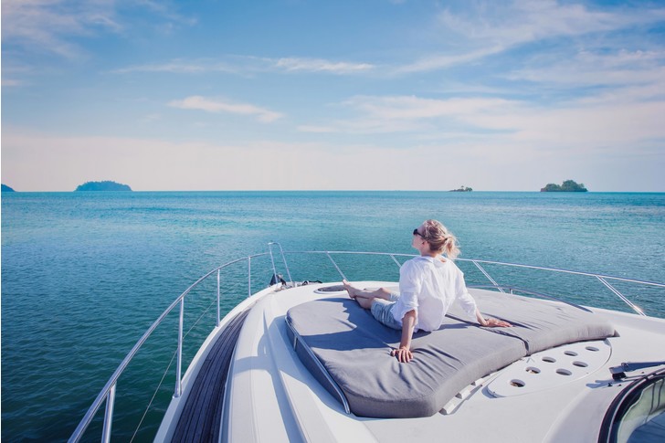 Glass staircases and snakeskin lined toilets: an insider spoke about billionaire yachts