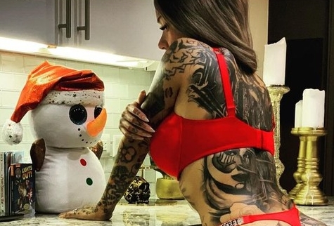 Tattoo fan honestly told how the appearance affected her children