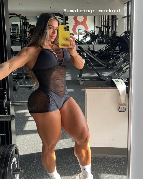 Brazilian she-Hulk spoke about the brutal appetite and constant training