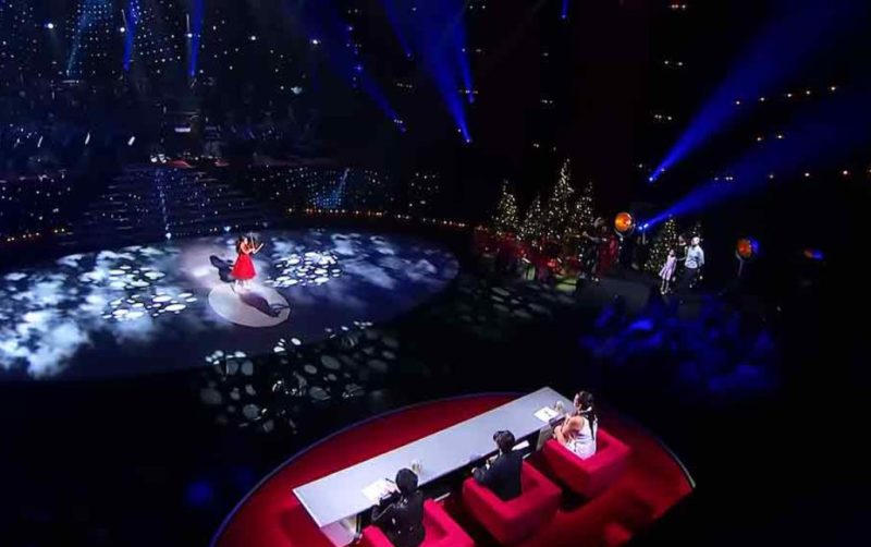Vivaldi's works have never sounded like this! This girl played the violin very cool