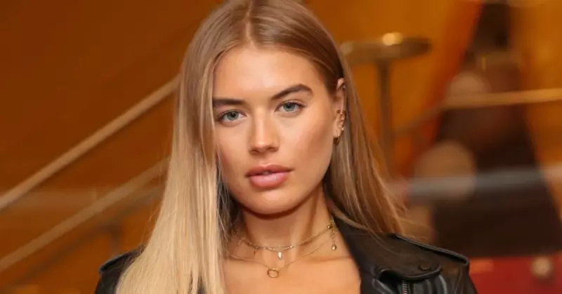 Arabella teases her fans by stripрing down to undеrwear in a hot video