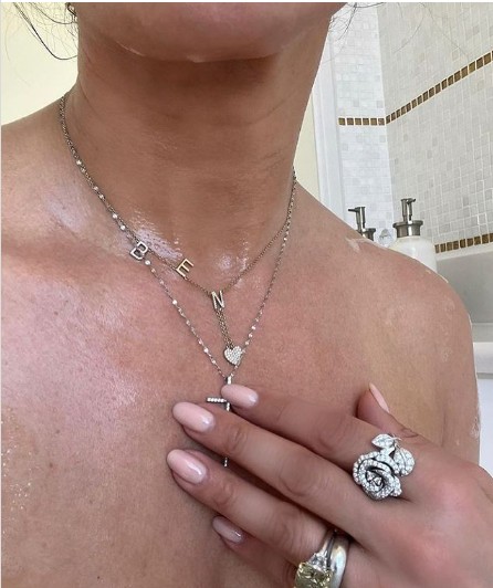 Graceful forms! Jen only wears Ben's necklace and we love it