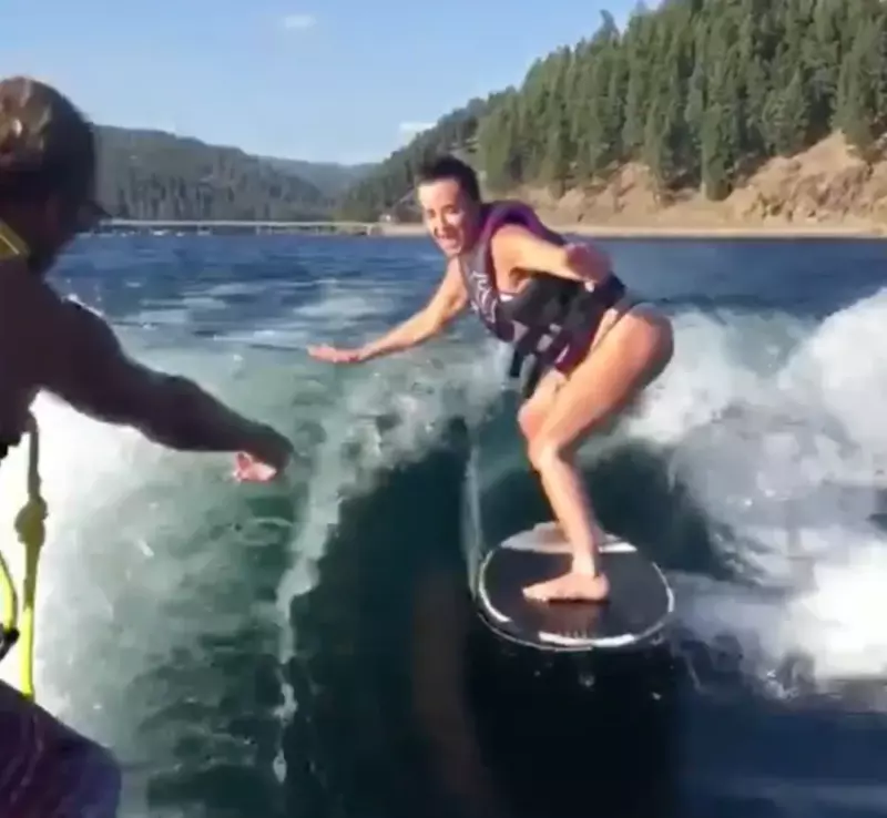 Kyle Richards looks amazing in a biкini! See photos of her most desirable swimsսit moments