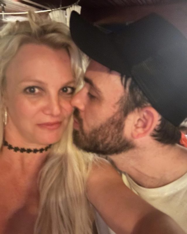 Britney Spears shared a photo with her lover
