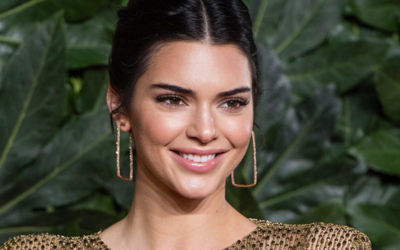Microbiкinis and drops on the body! Kendall Jenner spends her vacation without clothes