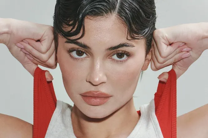 Kylie Jenner displays adorable notes from Chicago West and Dream Kardashian, her nieces