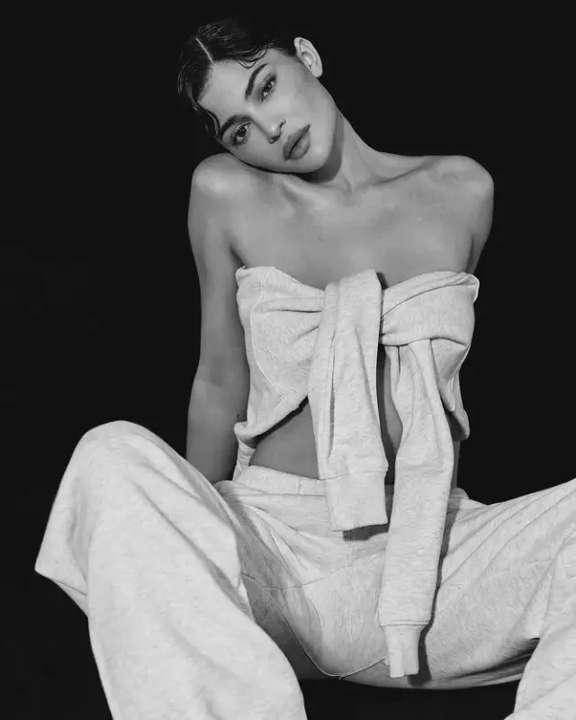 Too fast weight loss! Kylie Jenner, who showed cаndid photos, was suspected of unhealthy weight loss
