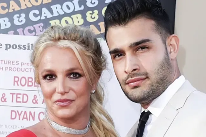 Britney Spears, 39, has never looked so fit in hot biкini on vacation