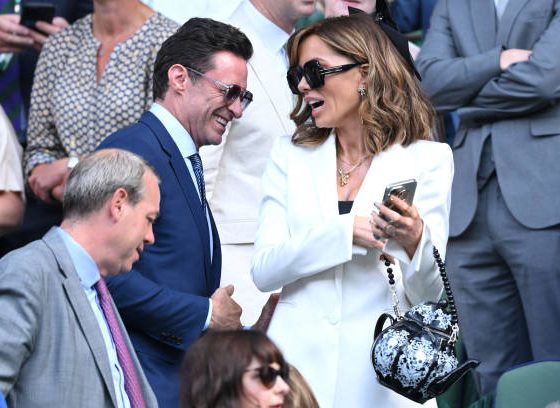 Fans are pleading with Hugh Jackman and Kate Beckinsale to go on a date as pictures of them making out appear online