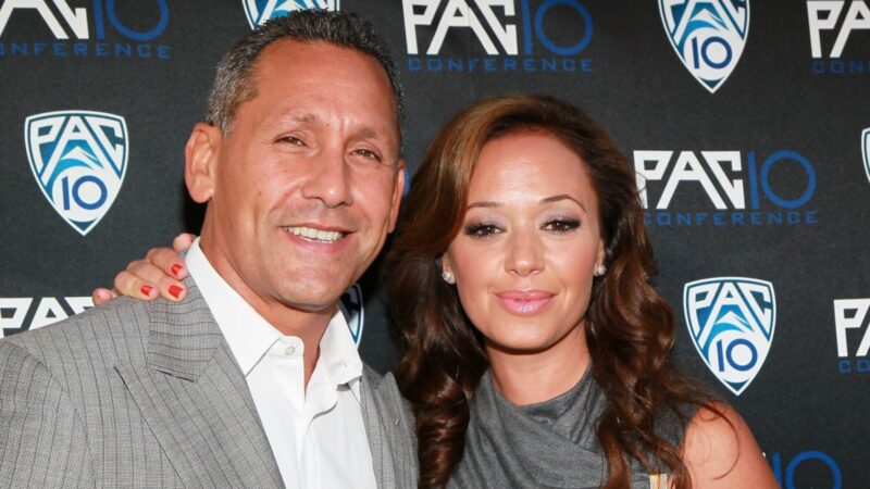 After 21 years of marriage, Leah Remini and Angelo Pagán announce they are divorcing.