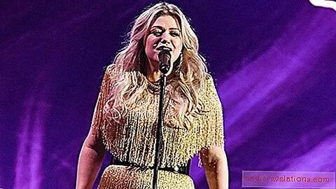 The Christmas Room in Kelly Clarkson's home is something she claims to keep decorated all year long