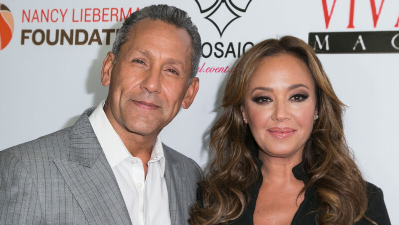 After 21 years of marriage, Leah Remini and Angelo Pagán announce they are divorcing.