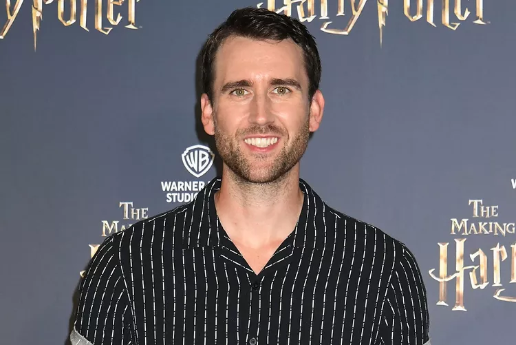Star of Harry Potter Matthew Lewis feels that because the young actors had each other, they were able to avoid the pitfalls of being a child actor