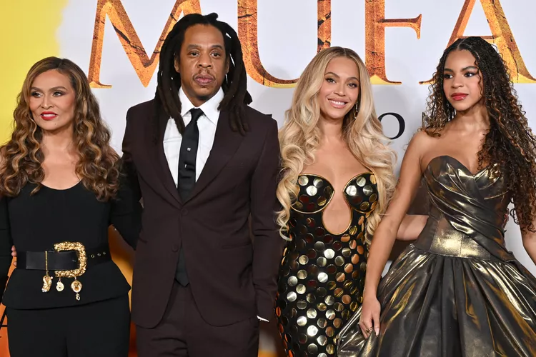 Beyoncé's mother responds to 'obsessed' internet trolls following her daughter's performance on Christmas Day